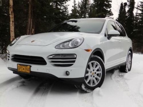 2013 porsche cayenne v6 - panoramic sunroof - white/black - 68665 msrp