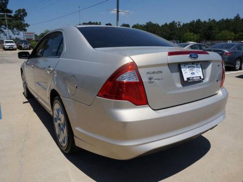 2010 ford fusion se