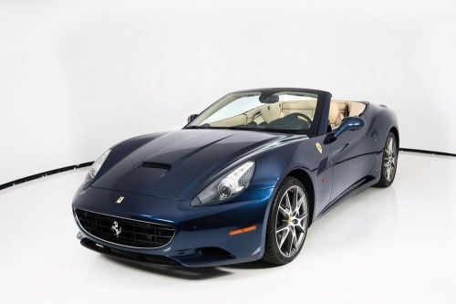 2011 ferrari california .