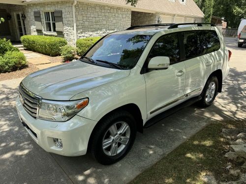 2013 toyota land cruiser 200 series