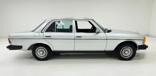 1984 mercedes-benz 300-series sedan