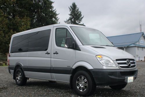 2013 mercedes-benz sprinter handicap lift installed