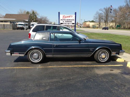 1985 buick riviera luxury coupe 2-door 5.0l