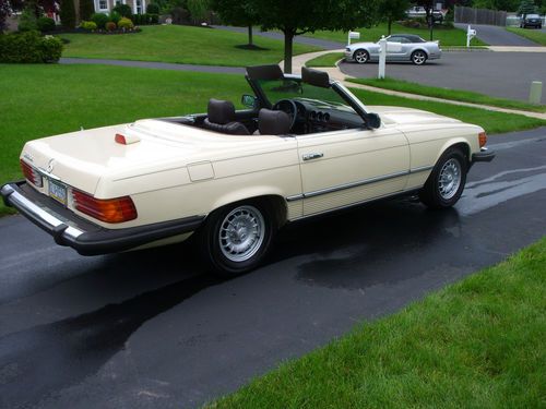 1981 mercedes-benz 380 sl.   second owner, 79,400 orginal miles, garage kept,