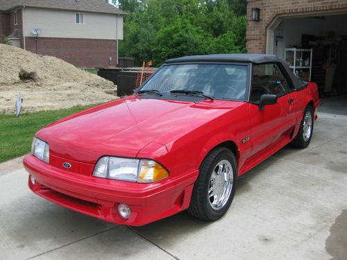 1991 ford mustang gt convertible 2-door 5.0l