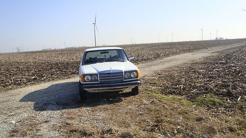 1978 mercedes benz 300d greasecar  w123