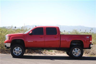 Lifted 2012 gmc sierra 2500hd crew cab duramax diesel slt....lifted gmc sierra