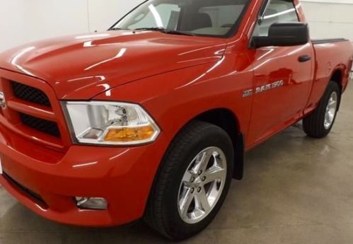 2012 ram 1500 st standard cab pickup 2-door 5.7l