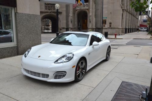 Turbo, carrera white, espresso interior, red calipers, 2 keys, book....