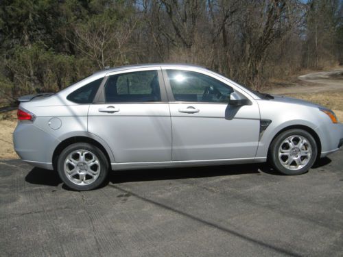 2008 ford focus ses for sale by original owner - excellent condition