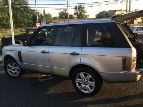 Excellent condition 2004 range rover hse