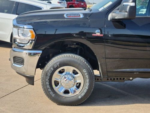 2023 ram 2500 tradesman 4x4 crew cab 6&#039;4 box