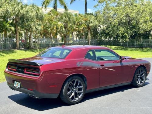 2022 dodge challenger r/t coupe 2d