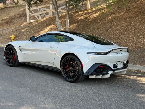 2023 aston martin vantage