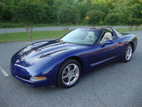 2004 chevrolet corvette base convertible commemorative edition 2-door 5.7l