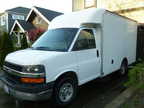 2003 chevy express, cutaway box truck 155,765 mi