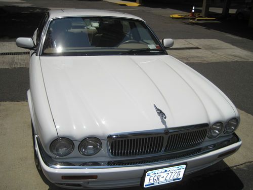 White jaguar xj6