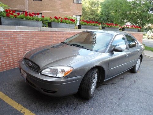 2005 ford taurus sedan - 104k - new brakes, shocks, tires and battery!