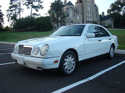 1998 mercedes benz e320 w210 sedan nice maintainied no reserve !