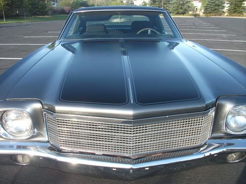 1970 monte carlo 350/300 hp buckets and console super clean