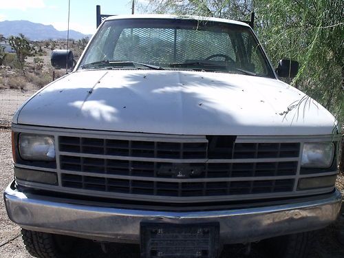 1989 4x4 flatbed,work truck