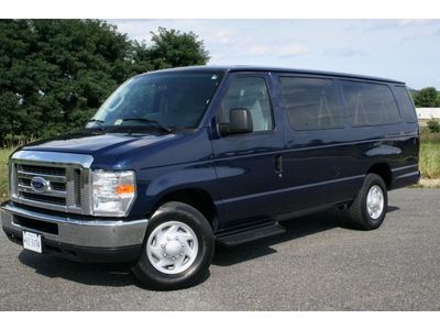 15 passenger van rear air power windows clean!