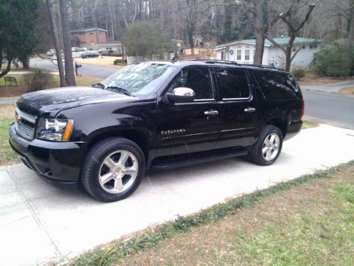 2011 chevrolet suburban 1500 lt sport utility 4-door 5.3l