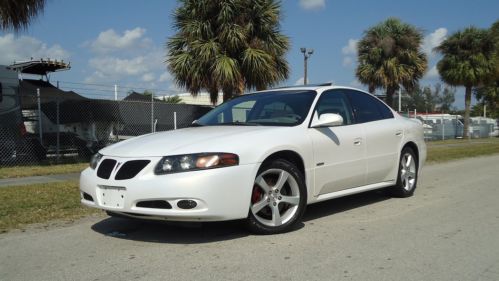 2004 pontiac bonneville gxp , very rare , low miles , ex clean