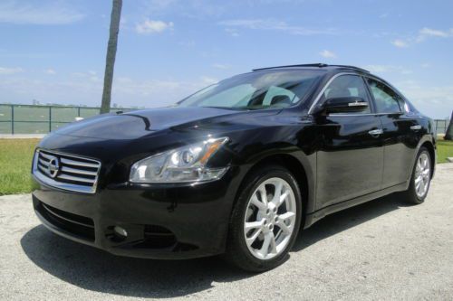 2013 nissan maxima sv ,panoramic ,letaher ,back up camera ,only 3,000 miles