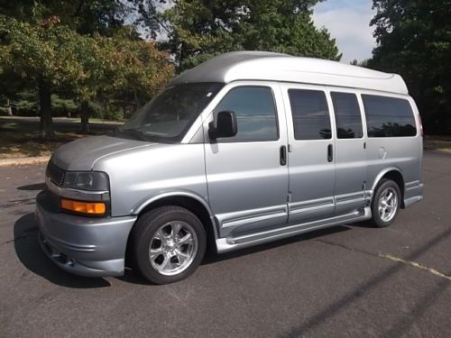 2005 chevrolet express southern comfort high top conversion van