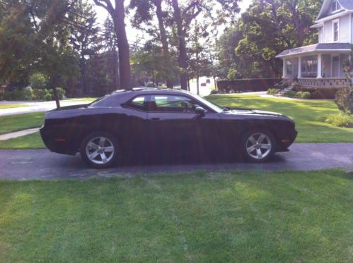 Brilliant black 2 dr coupe