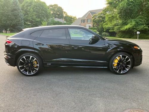 2024 lamborghini urus s