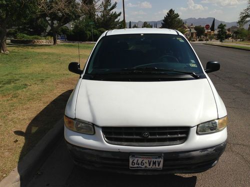 1998 plymouth voyager base mini passenger van 3-door 3.0l