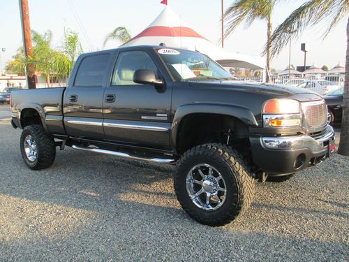 2005 gmc 2500 slt crew short bed 4x4 low miles!!!