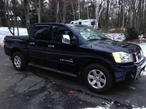 2007 nissan titan le crew cab 5.6l (tow package, dvd)