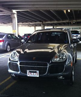 2006 silver porsche cayenne turbo s - 39,000 miles