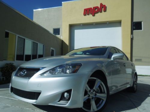 2013 lexus is250 base sedan 4-door 2.5l