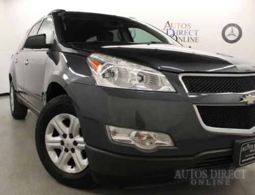 We finance 09 traverse ls fwd cleancarfax 3rows cloth bucket seats cd audio 3.6l