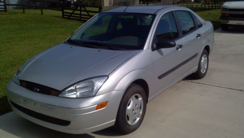 2000 ford focus lx sedan 4-door 2.0l