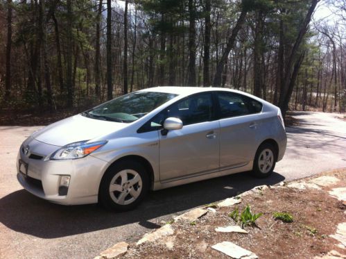 2011 toyota prius ii 5 dr hatchback