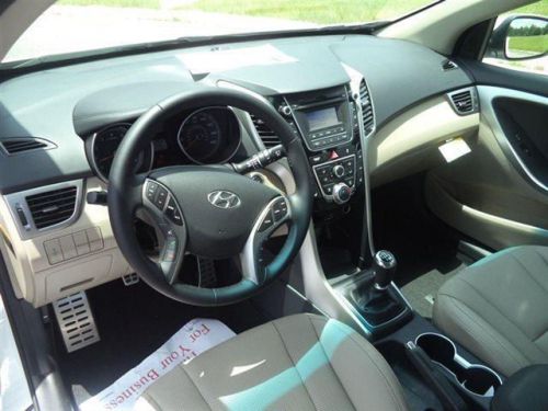 2014 hyundai elantra gt base