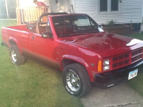 1989 dodge dakota sport convertible 51,000 miles.