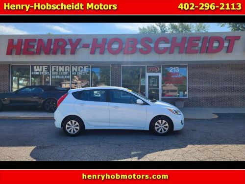 2017 hyundai accent se 5-door 6a