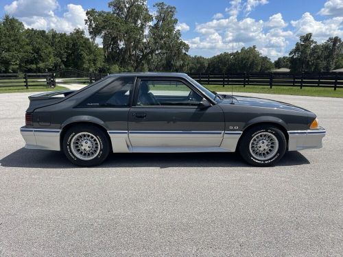 1987 ford mustang gt