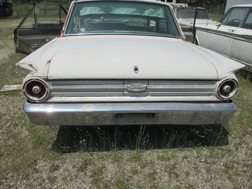 1963 63 ford fairlane 500 4 door 260 c.i. v-8 cyl. automatic parts car