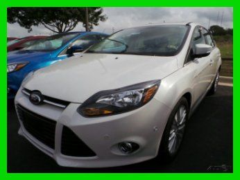 2014 titanium new 2l i4 16v automatic fwd hatchback moonroof