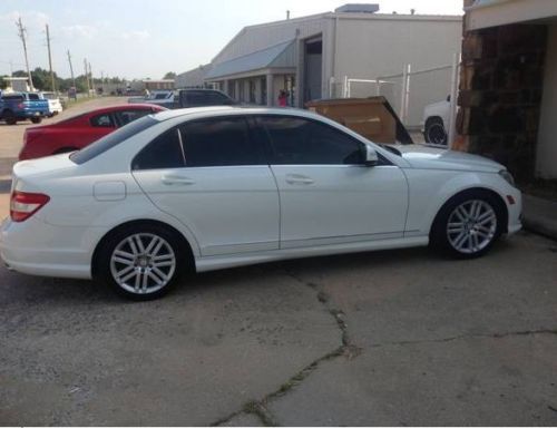 2009 mercedes-benz c300 4matic sport sedan 4-door 3.0l