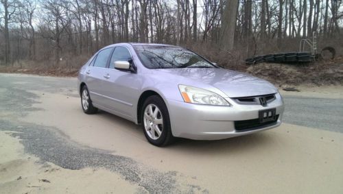 2005 honda accord 4dr ex 3.0l w/navigation