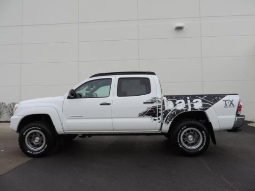 Base certified truck 4.0l cd trd off-road package towing package 7 speakers