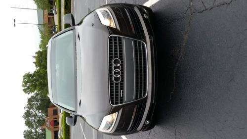 Audi q7 prestige s-line edition. 2007 with low miles!!!